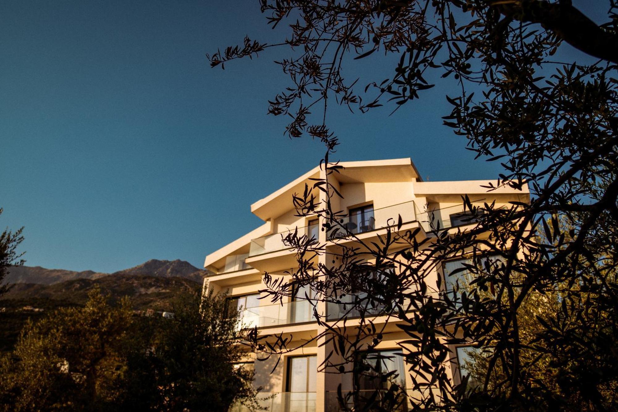 Hotel Vila 19 เดอร์มี ภายนอก รูปภาพ